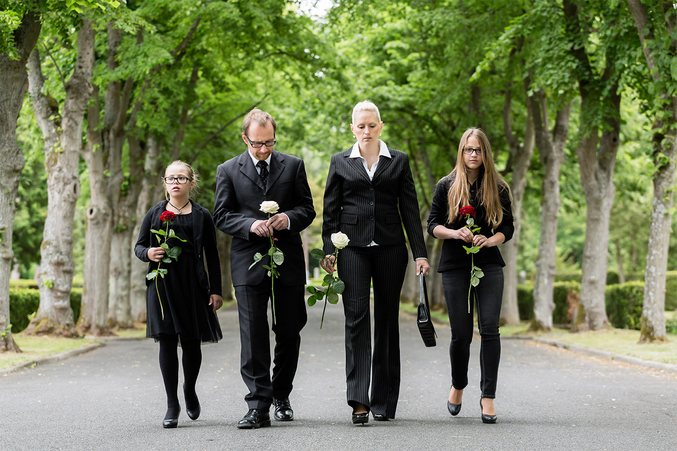 How to Dress for a Funeral